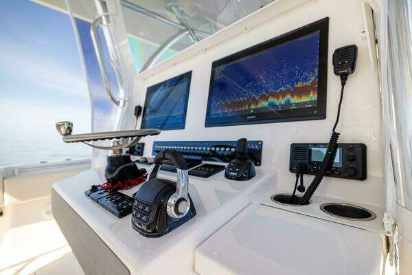 Contender 44 ST Yacht For Sale