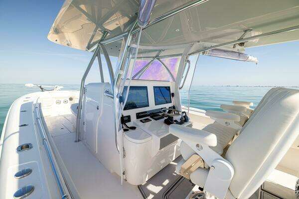 Contender 44 ST Yacht For Sale