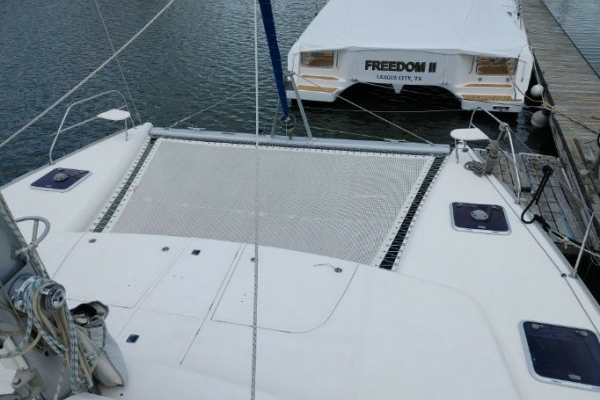 Robertson & Caine Leopard 46 Yacht For Sale
