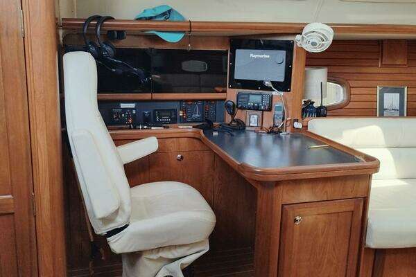 Hunter 50 Yacht For Sale