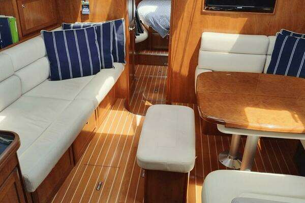 Hunter 50 Yacht For Sale