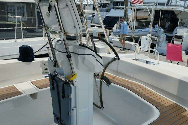 Hunter 50 Yacht For Sale