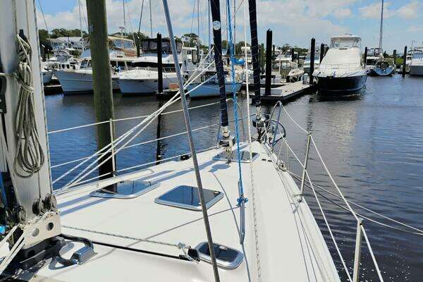 Hunter 50 Yacht For Sale