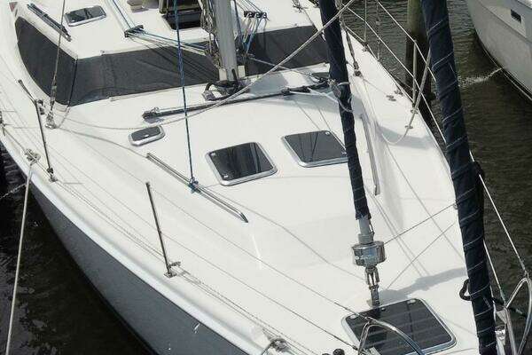 Hunter 50 Yacht For Sale