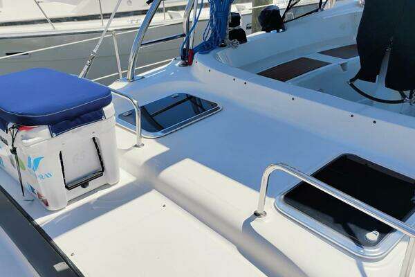 Hunter 50 Yacht For Sale