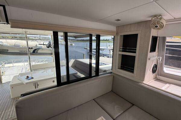 Leopard 43 Powercat Yacht For Sale