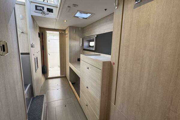 Leopard 43 Powercat Yacht For Sale
