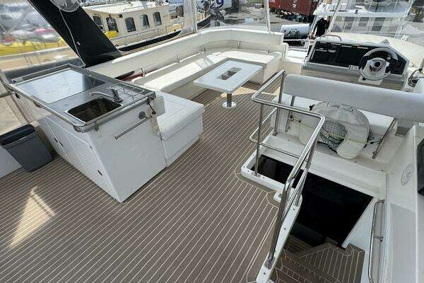 Leopard 43 Powercat Yacht For Sale