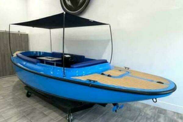 Photo of the 2024 Vision Fantail 217