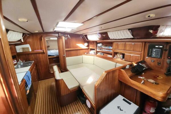 Gillmoe 42ft Bavaria Yacht For Sale