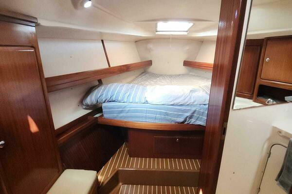 Gillmoe 42ft Bavaria Yacht For Sale