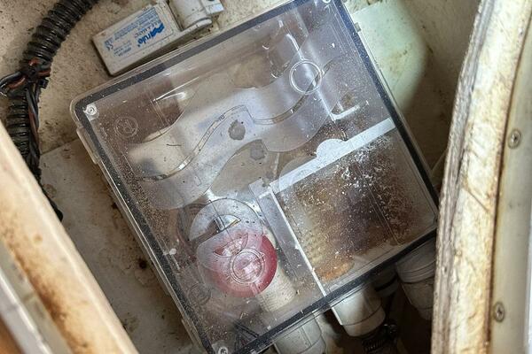 Menina Brasileira 33ft Chaparral Yacht For Sale