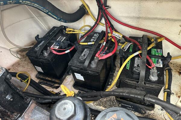 Menina Brasileira 33ft Chaparral Yacht For Sale