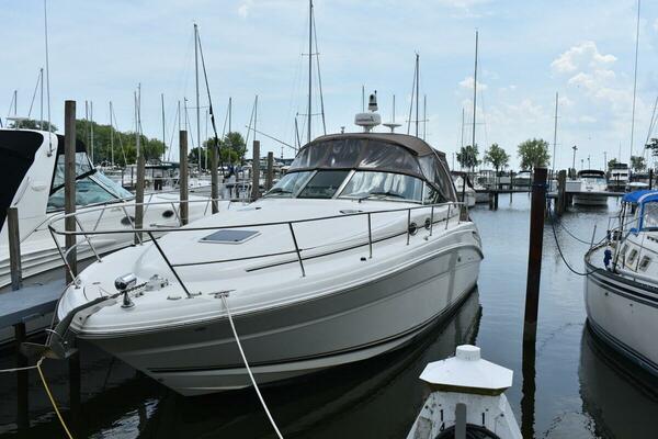 Lucy 36ft Sea Ray Yacht For Sale