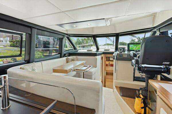 Azimut  Yacht For Sale