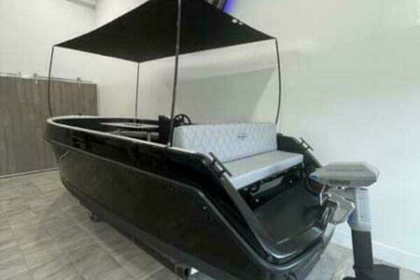 Photo of the 2023 Vision Volt 180