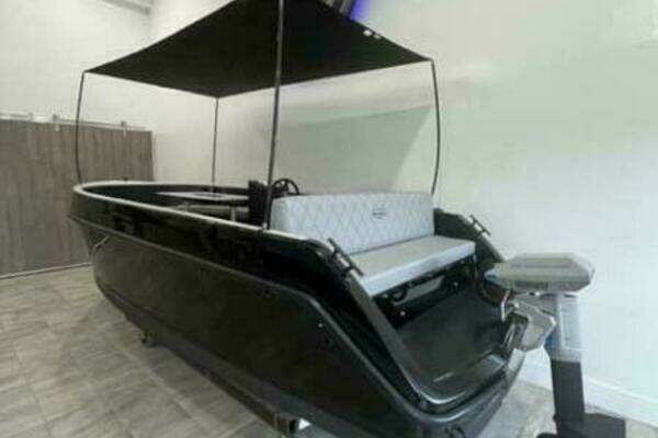 Photo of the 2023 Vision Volt 180