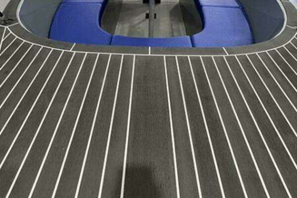 Photo of the 2023 Vision Volt 180