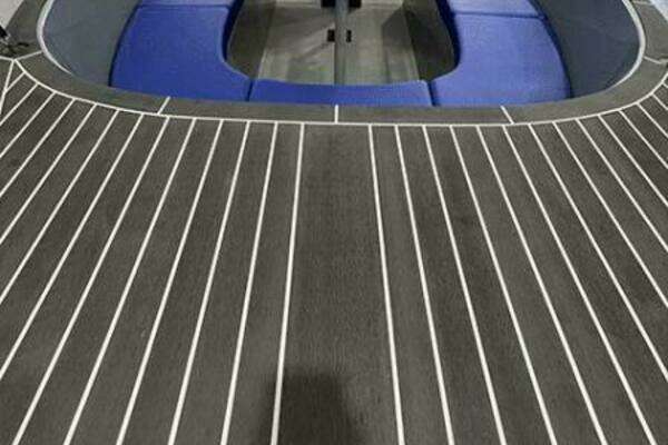 Photo of the 2023 Vision Volt 180