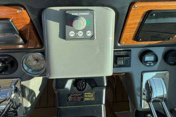 Cruisers Yachts 420 Express Yacht For Sale