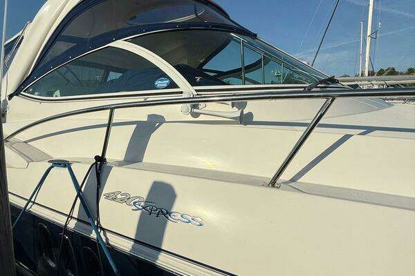 Cruisers Yachts 420 Express Yacht For Sale