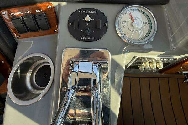 Cruisers Yachts 420 Express Yacht For Sale