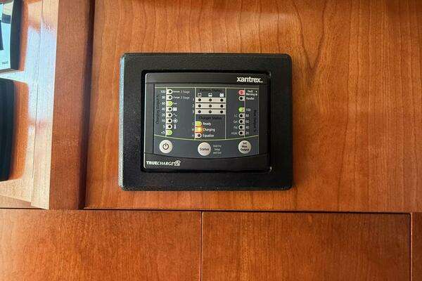 Cruisers Yachts 420 Express Yacht For Sale