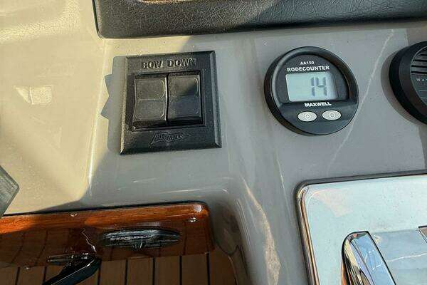 Cruisers Yachts 420 Express Yacht For Sale