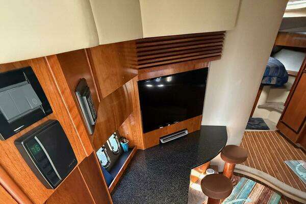 Cruisers Yachts 420 Express Yacht For Sale