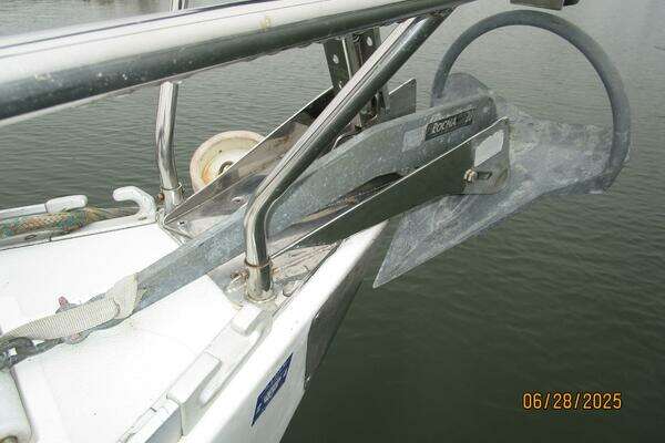 Photo of the 1995 Freedom 40/40 "Shari"