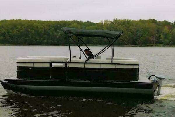 Photo of the 2024 Vision WX Tritoon "WX-001"