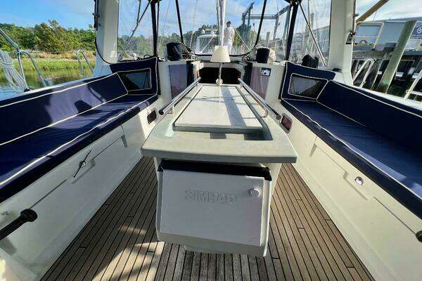 Beneteau Oceanis 45 Yacht For Sale