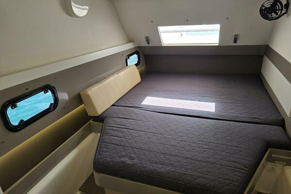 Tropical D Tour 43ft Bali Yacht For Sale