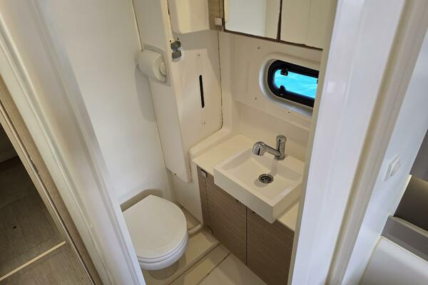 Tropical D Tour 43ft Bali Yacht For Sale