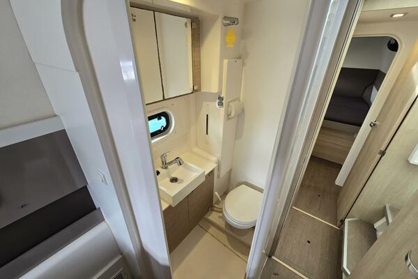 Tropical D Tour 43ft Bali Yacht For Sale