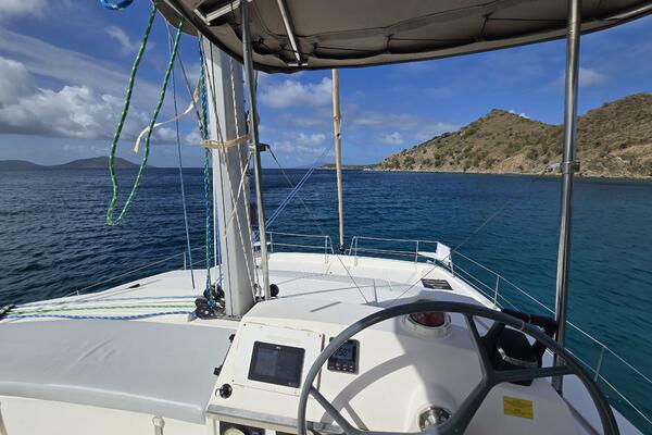 Tropical D Tour 43ft Bali Yacht For Sale