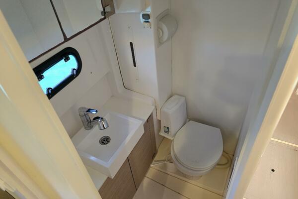 Tropical D Tour 43ft Bali Yacht For Sale