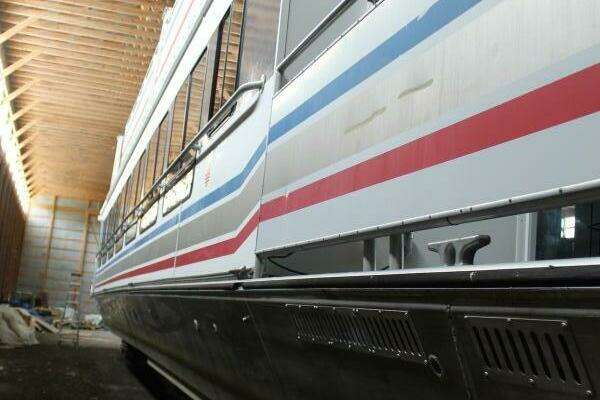 Sumerset 75 Houston Yacht For Sale