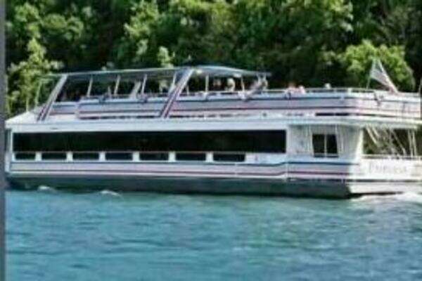 75-ft-Sumerset-2000-75 Houston-Grafton West Virginia United States yacht for sale