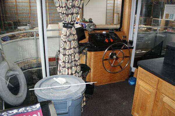 Sumerset 75 Houston Yacht For Sale