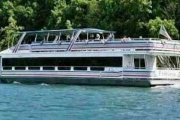 75-ft-Sumerset-2000-75 Houston-Grafton West Virginia United States yacht for sale