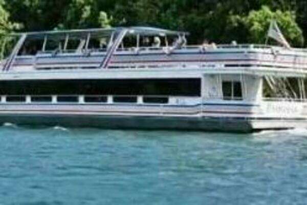 75-ft-Sumerset-2000-75 Houston- Grafton West Virginia United States  yacht for sale