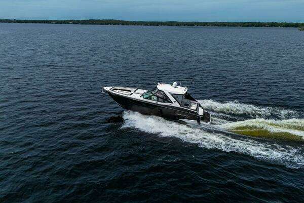 Monterey 378 Super Express Yacht For Sale