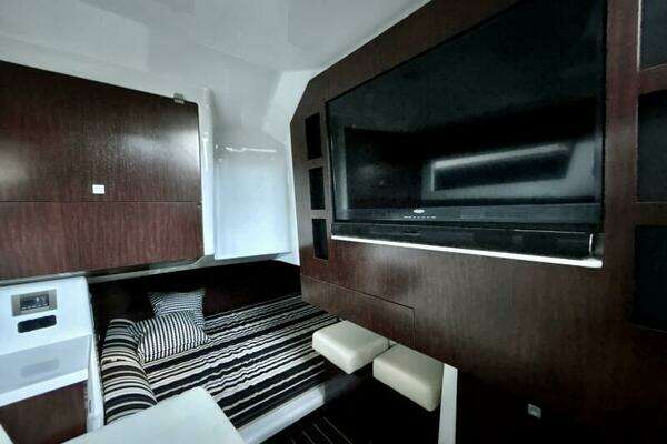 Monterey 378 Super Express Yacht For Sale