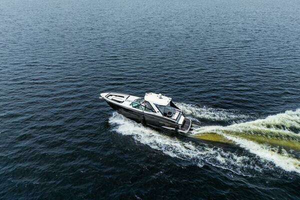 Monterey 378 Super Express Yacht For Sale