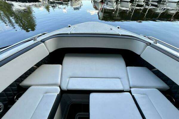 Monterey 378 Super Express Yacht For Sale