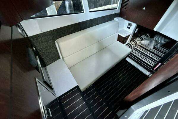 Monterey 378 Super Express Yacht For Sale