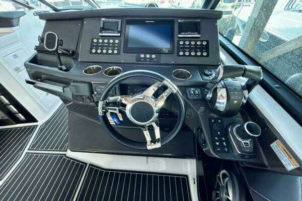 Monterey 378 Super Express Yacht For Sale