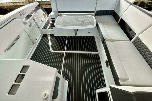 Monterey 378 Super Express Yacht For Sale