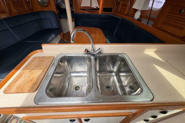 34ft Catalina Yacht For Sale